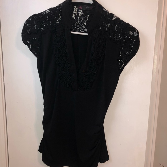 Black lace top - Picture 1 of 2